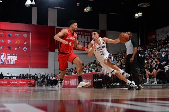 九游游戏-【体坛篮球秀】走在三岔路口的表哥 无奈高飞的梅西