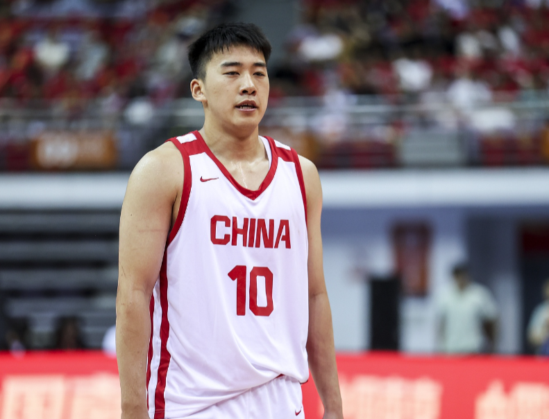 九游游戏-男篮82-78胜FMP拉德尼基4利好！王俊杰徐昕统治级，气质也变好了